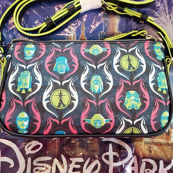 Disney Dooney & Bourke 2015 Star Wars Marathon Crossbody - Picture 2 of 6